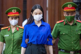 Hoa hậu Thùy Tiên, Quang Linh Vlogs, Hằng Du Mục lĩnh 2 năm tù