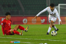 Tranh cãi gay gắt tình huống U20 Việt Nam bị xử oan, mất phạt đền cay đắng