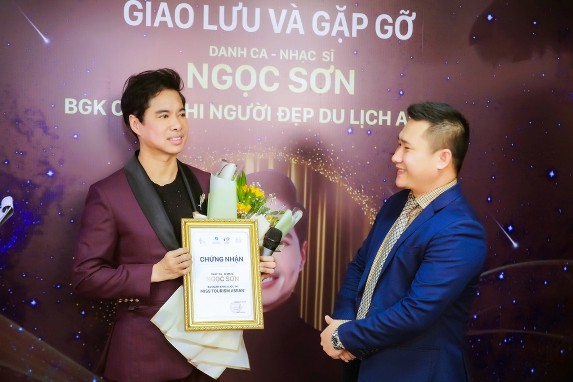 Ngọc Sơn tiết lộ lý do vẫn cô đơn lẻ bóng - 2