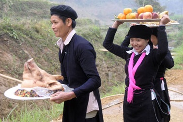 Độc đáo lễ cúng rừng của người Dao Tuyển