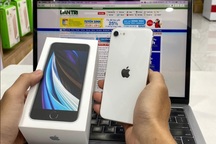 Trên tay iPhone SE 2020 đầu tiên tại Việt Nam