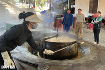 Tất bật những mẻ mật mía cuối năm ở Làng Găng