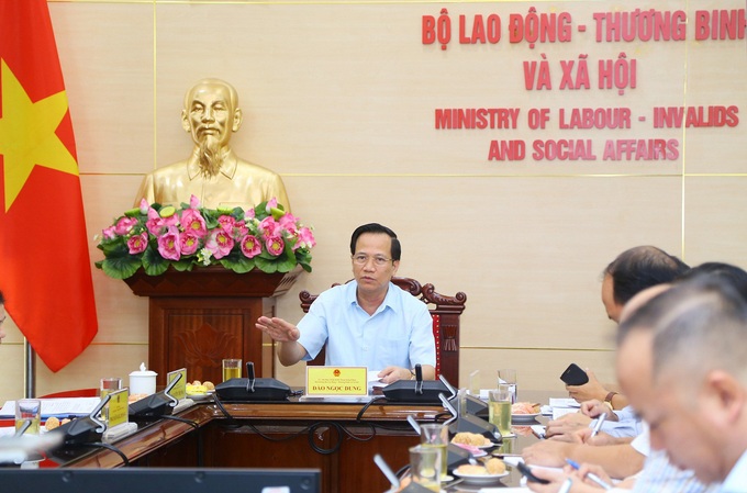 Bộ trưởng Đào Ngọc Dung: “Tấm gương sáng vì cộng đồng phải tạo sự lay động, khơi dậy lòng nhân ái, hướng thiện của xã hội” - Ảnh 2.