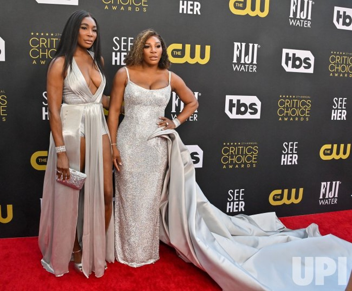 Chị em Serena Williams mặc bốc lửa trên thảm đỏ - 1 Chị em Serena Williams mặc bốc lửa trên thảm đỏ - 1