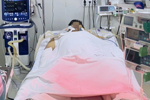 Chàng trai 21 tuổi nằm viện 32 ngày, tốn 450 triệu đồng vì sốt xuất huyết