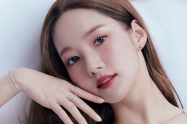 "Nữ thần dao kéo" Park Min Young lao đao vì bê bối của bạn trai cũ