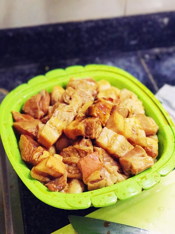 Cá trắm kho chuối xanh chuẩn vị truyền thống - 2