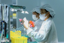 Công nhân trực tiếp khó trụ được đến tuổi nghỉ hưu