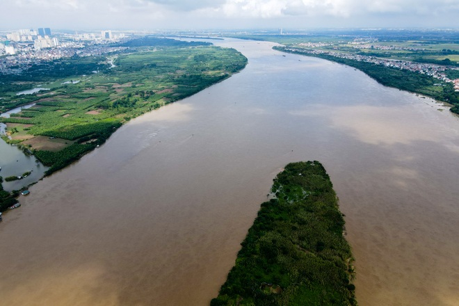 Cảnh hồ thủy điện xả lũ lớn, nước cuộn sóng nhấn chìm bãi giữa sông Hồng - 13 Cảnh hồ thủy điện xả lũ lớn, nước cuộn sóng nhấn chìm bãi giữa sông Hồng - 13