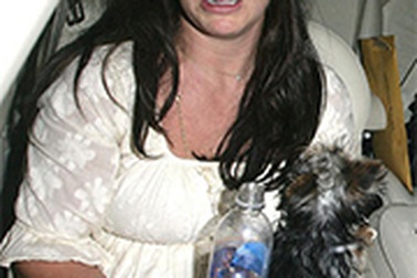 Britney Spears bị tước quyền thăm con