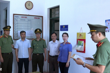 Nguyên PGĐ Sở Kế hoạch và Đầu tư tỉnh Phú Thọ cùng nhiều cán bộ bị bắt