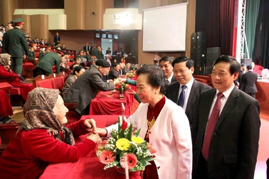 Năm 2015 cố gắng hoàn tất phong tặng danh hiệu Bà mẹ Việt Nam anh hùng