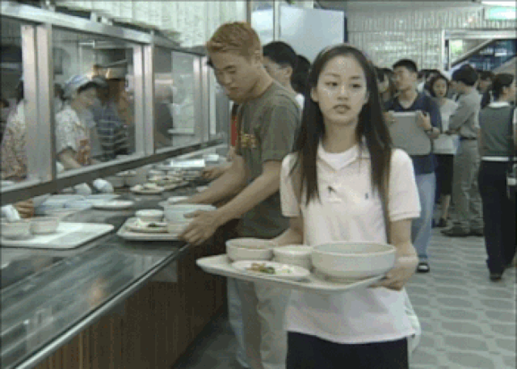 Hình ảnh nữ thần giảng đường của chị đẹp Kim Tae Hee gây thương nhớ - 2 Hình ảnh nữ thần giảng đường của chị đẹp Kim Tae Hee gây thương nhớ - 2