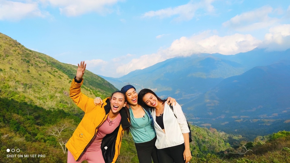 Khám phá trợ thủ đắc lực của dàn mỹ nhân tham gia Vietnam Why Not - 3 Khám phá trợ thủ đắc lực của dàn mỹ nhân tham gia Vietnam Why Not - 3