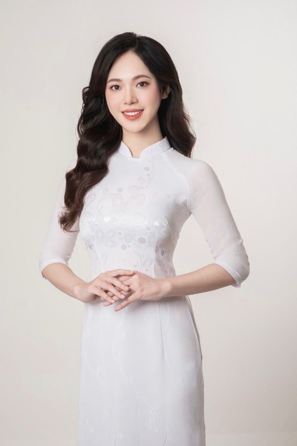 Nữ sinh Thanh Hóa: Không đăng quang hoa hậu sẽ trở thành doanh nhân - 1 Nữ sinh Thanh Hóa: Không đăng quang hoa hậu sẽ trở thành doanh nhân - 1