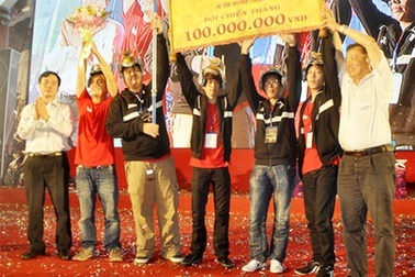 ĐT thể thao điện tử Việt Nam đầu tiên có nhà tài trợ nước ngoài