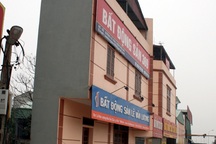 Không thiếu kinh phí “xử” nhà siêu mỏng, siêu méo