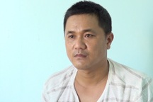 Tạm giữ hình sự 2 đối tượng cho vay nặng lãi có nhiều hung khí nguy hiểm