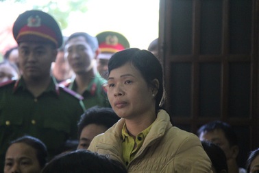 “Bị cáo ra Bộ công an đầu thú do không tin công an địa phương”