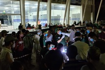 Hàng ngàn người nhập cảnh qua cửa khẩu trước giờ cách ly xã hội