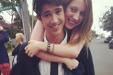 Chân dung những con tin bị khống chế suốt 16 giờ ở Sydney