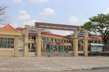 Vụ "cô giáo quỳ gối xin lỗi phụ huynh": Xót xa cho nghề cao quý!