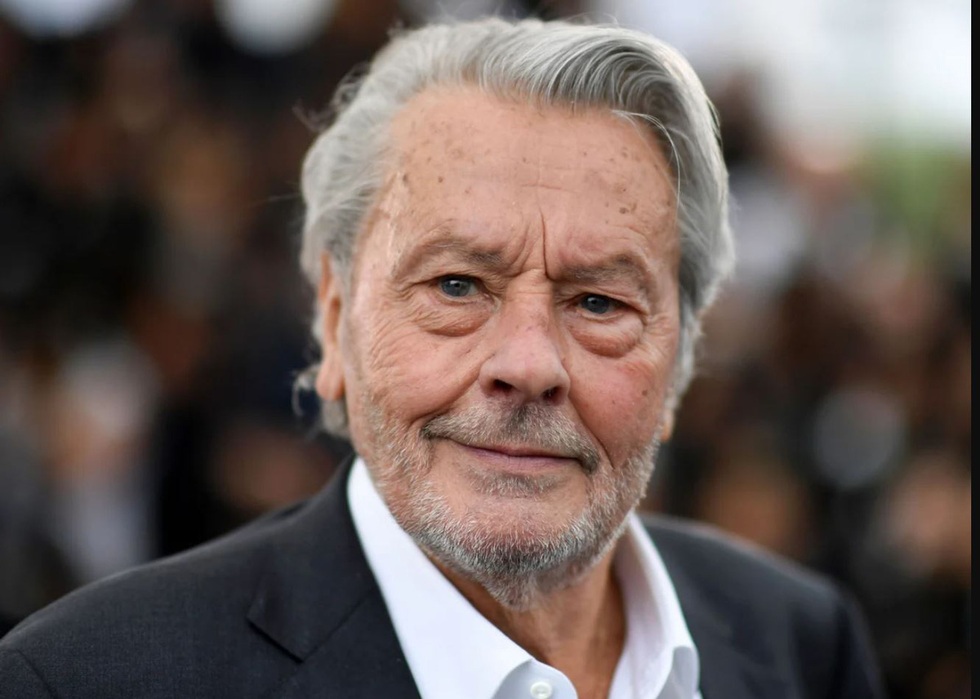 Cuộc đời huy hoàng của huyền thoại điện ảnh Pháp Alain Delon - 6 Cuộc đời huy hoàng của huyền thoại điện ảnh Pháp Alain Delon - 6