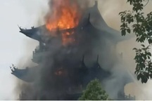 Hỏa hoạn thiêu rụi ngôi chùa 1.500 tuổi ở Trung Quốc