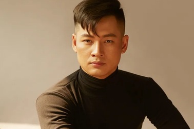 Đức Tuấn lên tiếng khi bị chỉ trích tự ý sửa lời “Hoa trinh nữ”