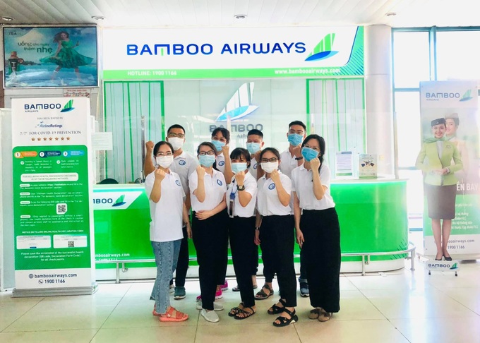 Bamboo Airways điều chuyên cơ đưa đoàn y bác sĩ ĐH Y Dược Huế tiếp viện Đồng Nai chống dịch   - Ảnh 2.