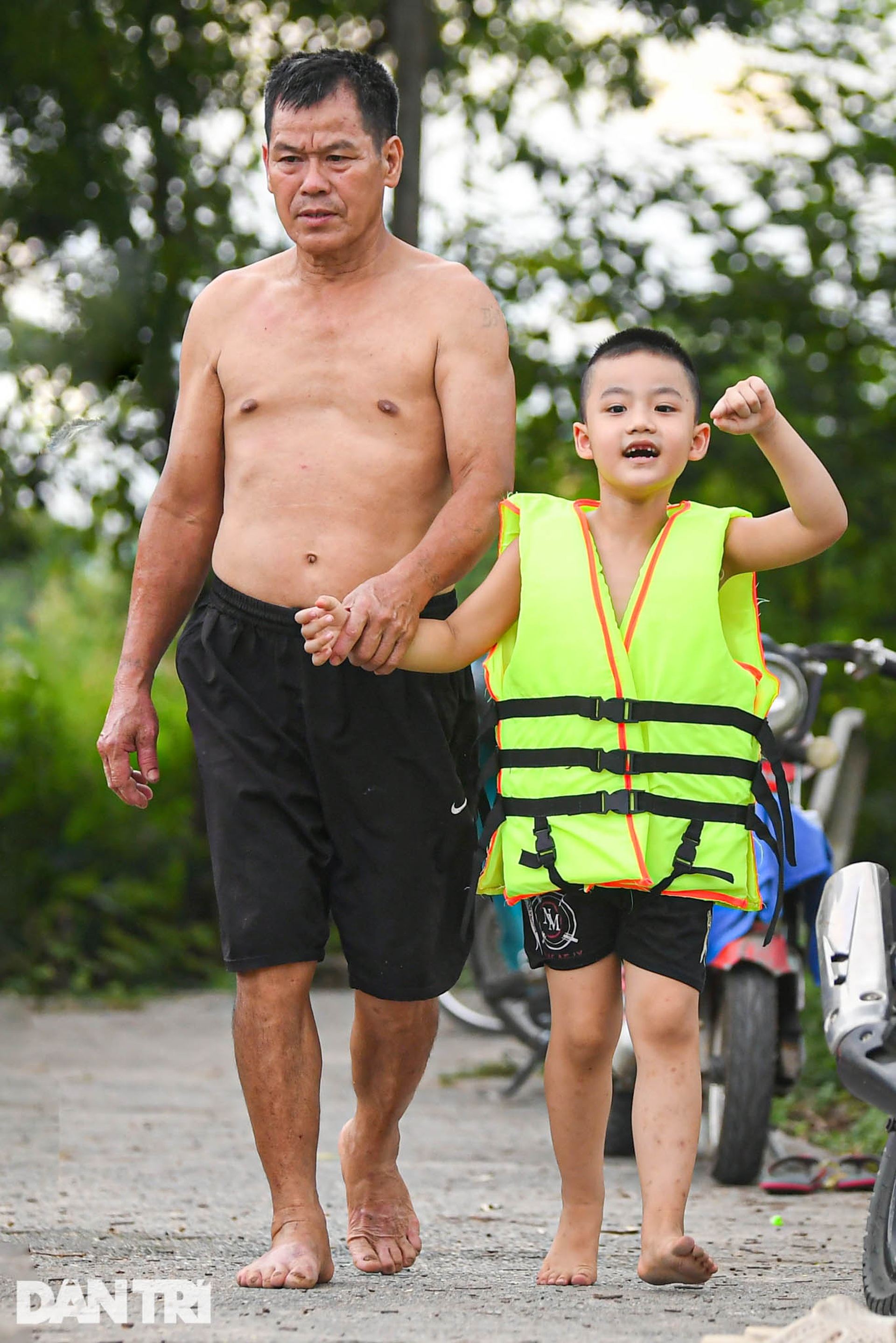 Mô hình tiêu biểu và giải pháp chống đuối nước cho trẻ em khu vực nông thôn - 3 Mô hình tiêu biểu và giải pháp chống đuối nước cho trẻ em khu vực nông thôn - 3