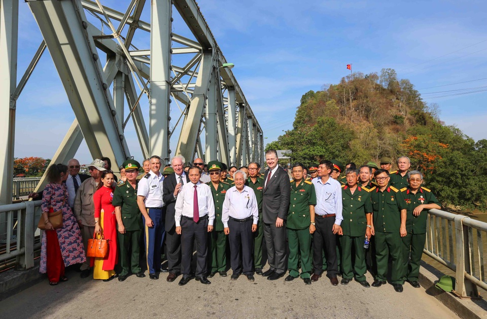 Đại sứ Mỹ khánh thành dự án bảo tồn di sản văn hóa UNESCO Thành nhà Hồ - 4 Đại sứ Mỹ khánh thành dự án bảo tồn di sản văn hóa UNESCO Thành nhà Hồ - 4