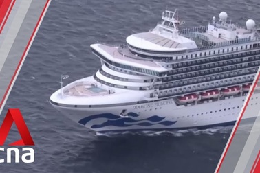 Du thuyền Nhật Bản thành “nhà tù nổi” vì dịch corona