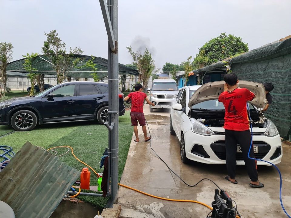 Khách liên tục hủy hợp đồng, nghề cho thuê xe điêu đứng - 4 Khách liên tục hủy hợp đồng, nghề cho thuê xe điêu đứng - 4
