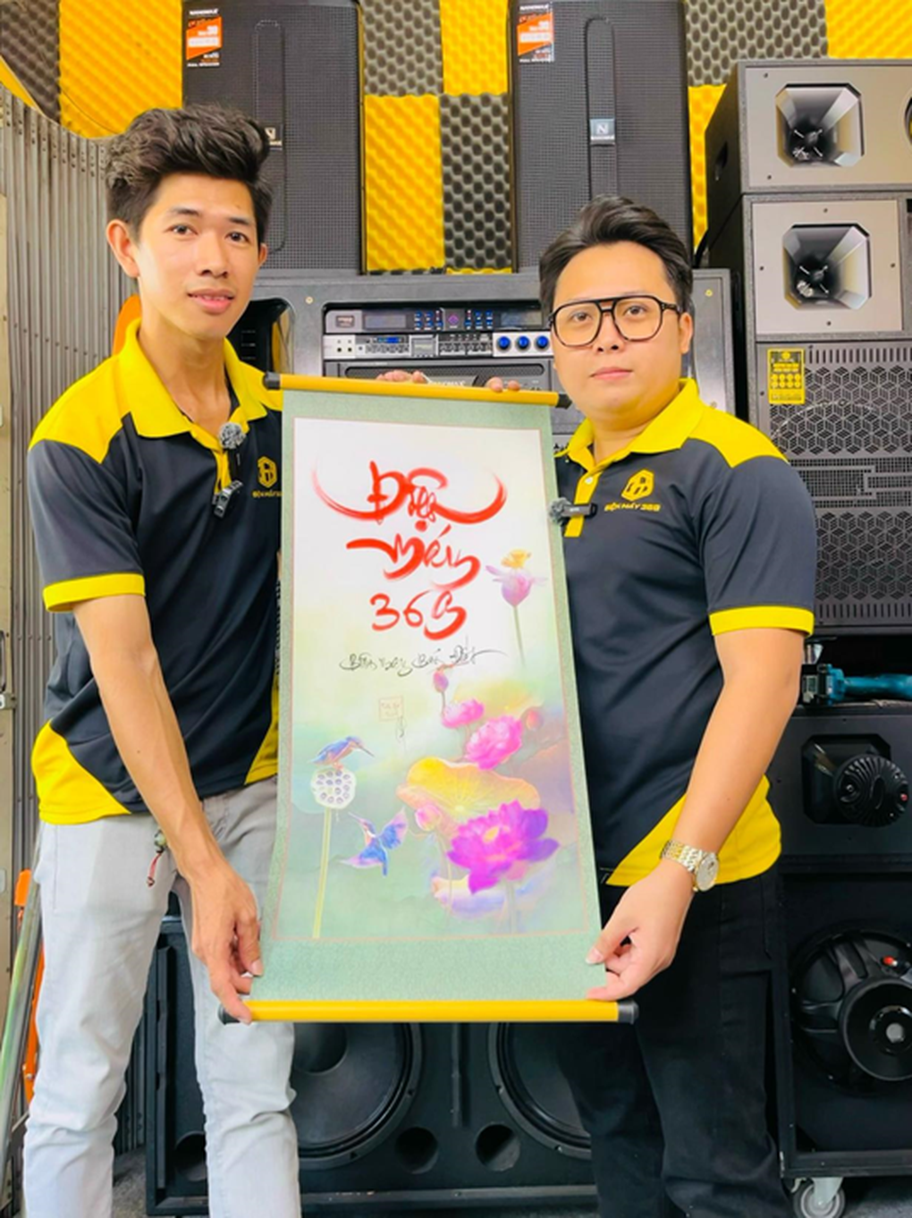 Mua loa kéo trả góp đơn giản, nhanh chóng cùng Điện máy 369 - 3 Mua loa kéo trả góp đơn giản, nhanh chóng cùng Điện máy 369 - 3