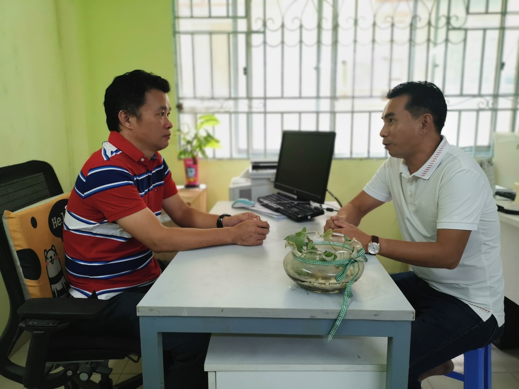 Ông giám đốc từng là đại ca của nhóm trẻ bụi đời - 5 Ông giám đốc từng là đại ca của nhóm trẻ bụi đời - 5