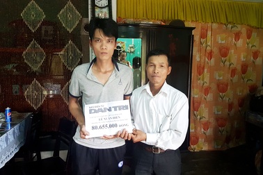 Gần 86 triệu đồng đến với người vợ trẻ bị liệt vì di chứng lao não