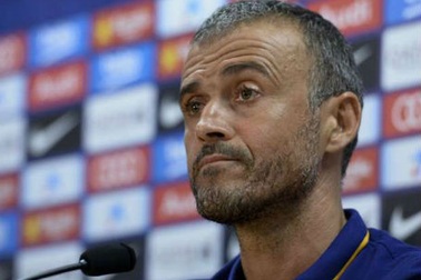 HLV Luis Enrique tin MU sẽ giành cú ăn ba