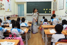 Sẽ thí điểm không còn công chức, viên chức trong ngành giáo dục: Nặng lòng!