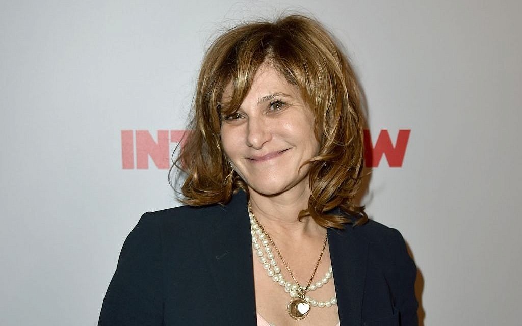 Ba cặp tình nhân Người Nhện vẫn đâm đầu vào yêu bất chấp bị cảnh báo - 1