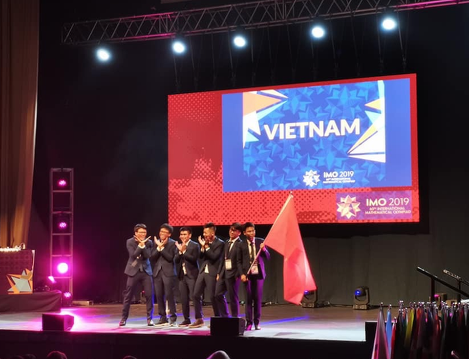 Có phải vì Covid-19 mà đóng cửa “sân chơi” quốc tế của các HS tài năng? - 2 Có phải vì Covid-19 mà đóng cửa “sân chơi” quốc tế của các HS tài năng? - 2