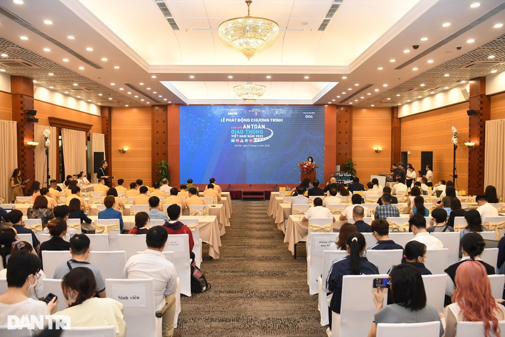 Khởi động chương trình Sáng kiến ATGT năm 2023 - 2 Khởi động chương trình Sáng kiến ATGT năm 2023 - 2