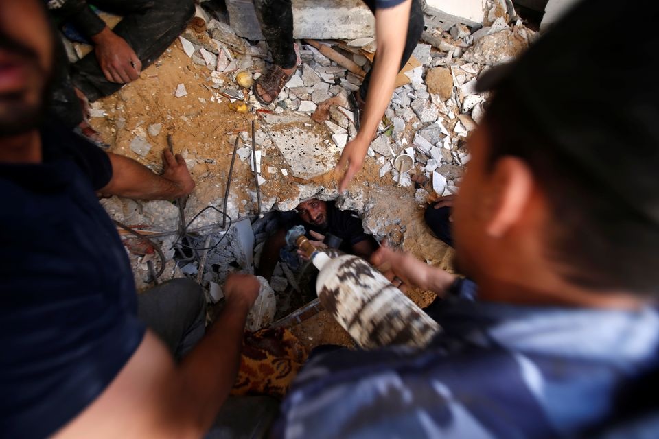 17 người trong một gia đình ở Gaza chết vì vụ không kích của Israel - 5 17 người trong một gia đình ở Gaza chết vì vụ không kích của Israel - 5