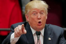 Trump lại "gây bão" với bình luận ám chỉ ám sát bà Clinton