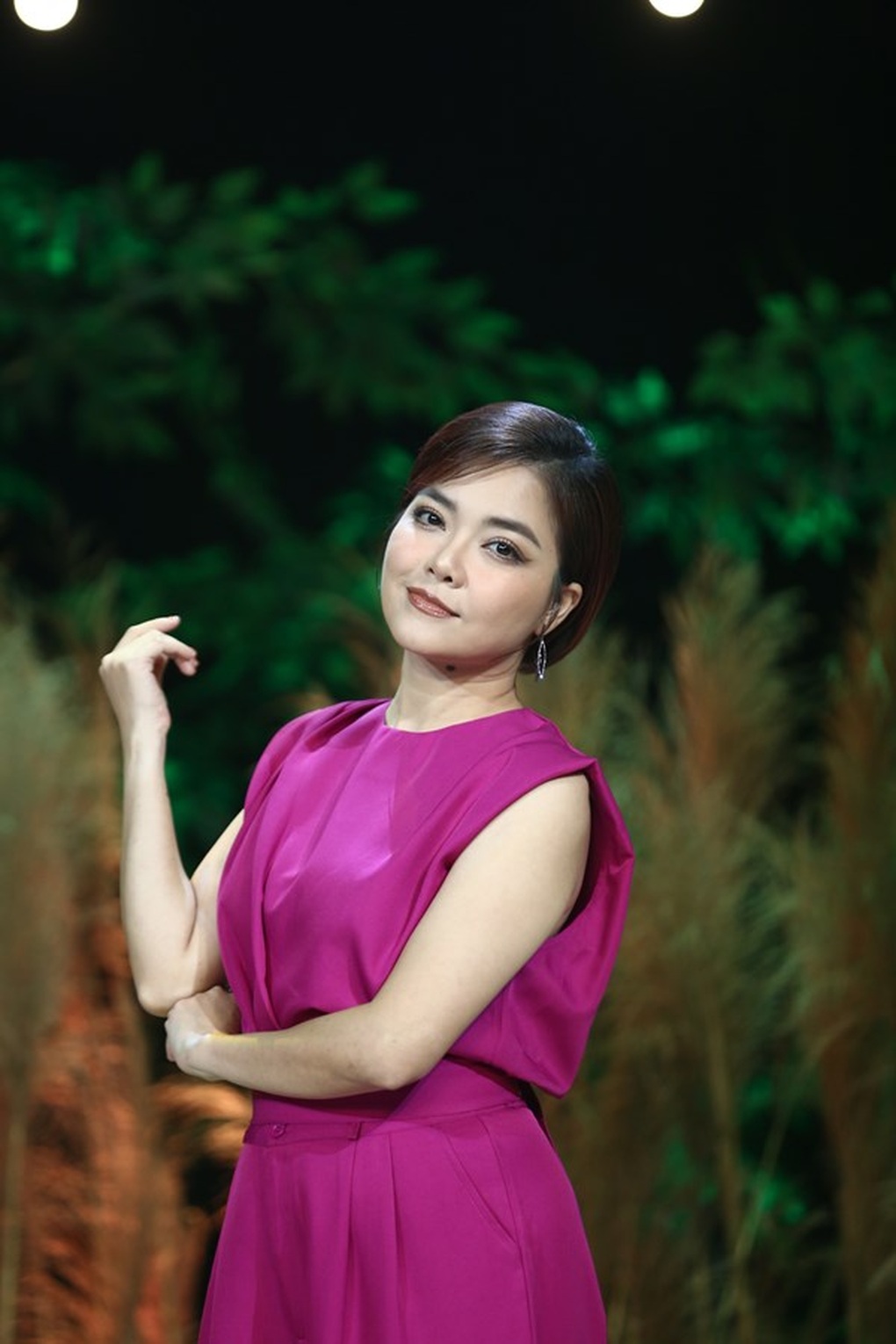 Cựu thành viên Mắt Ngọc: Vì say đắm trong tình yêu nên tôi bỏ bê mọi thứ - 1 Cựu thành viên Mắt Ngọc: Vì say đắm trong tình yêu nên tôi bỏ bê mọi thứ - 1