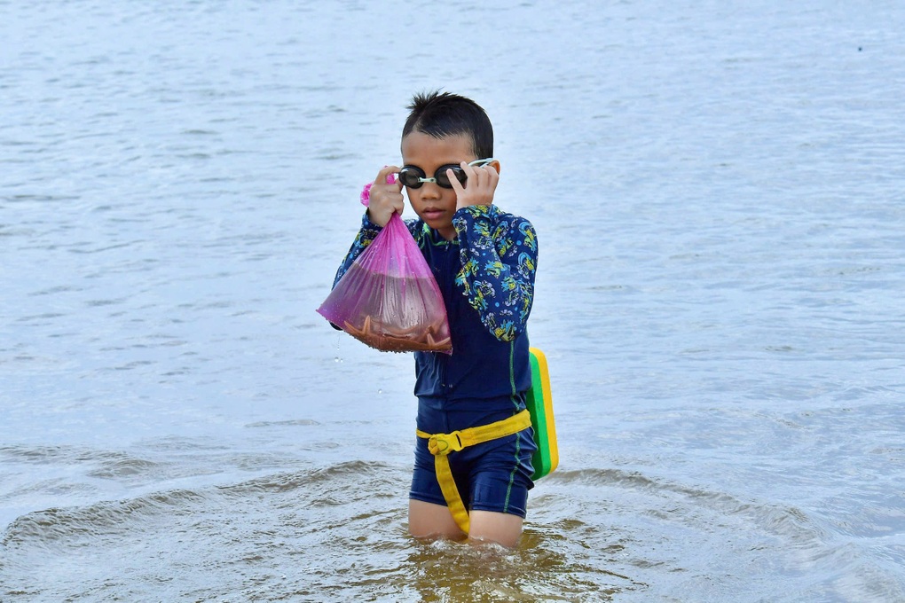 “Món quà” đặc biệt tại đường bơi giải Aqua Warriors Quảng Trị 2025 - 3 “Món quà” đặc biệt tại đường bơi giải Aqua Warriors Quảng Trị 2025 - 3