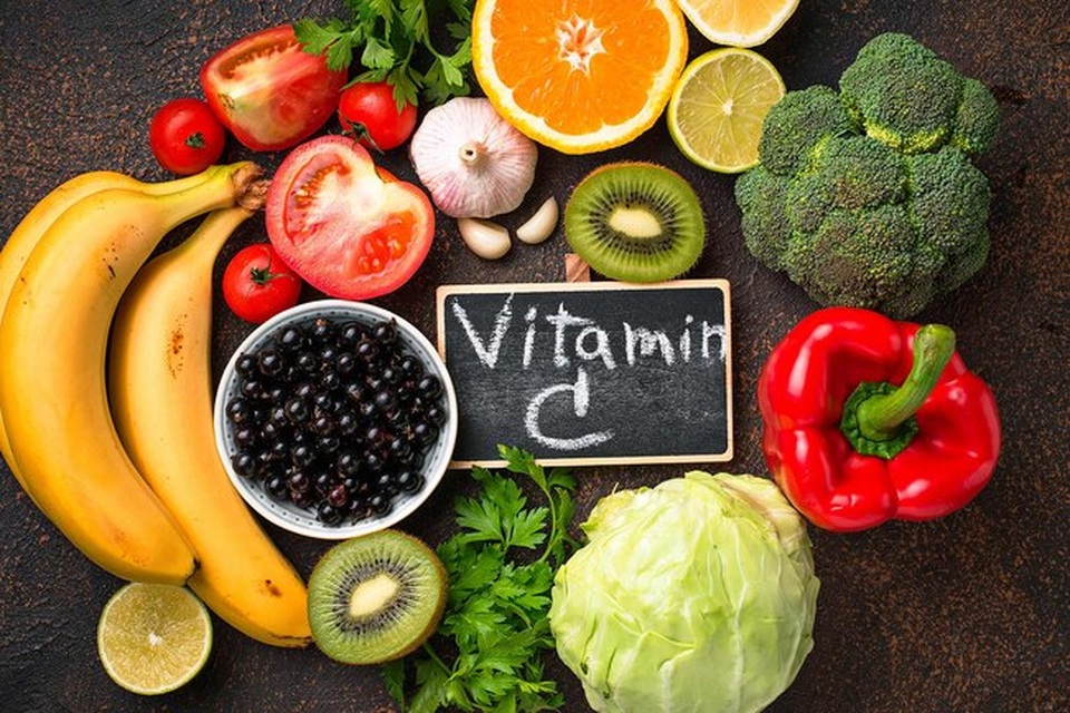 Ăn cam, uống vitamin C phòng dịch Covid-19: Bao nhiêu là đủ? - 3 Ăn cam, uống vitamin C phòng dịch Covid-19: Bao nhiêu là đủ? - 3