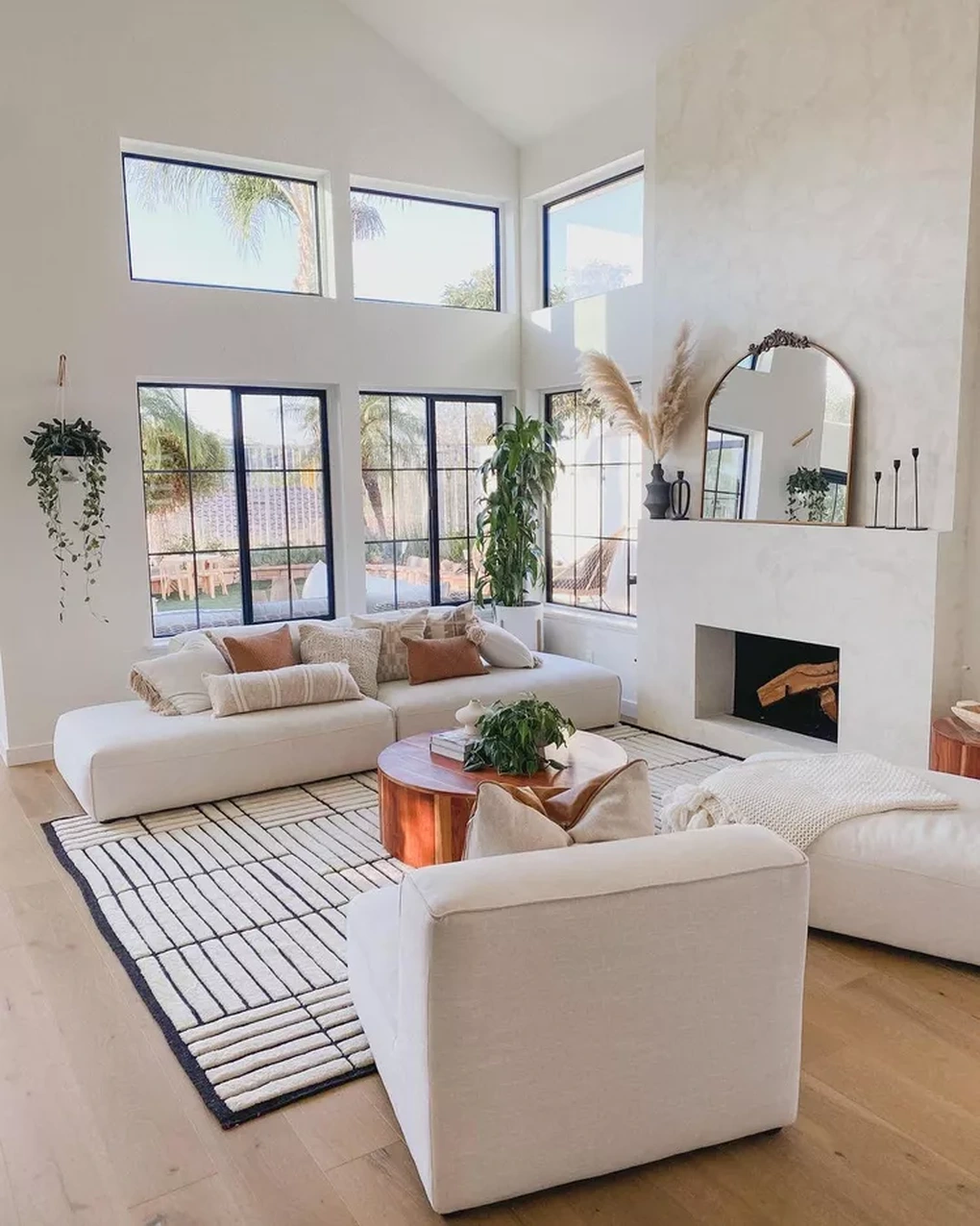 Phòng khách bừng sáng với 6 quy tắc vàng bài trí cây xanh từ chuyên gia - 4 Phòng khách bừng sáng với 6 quy tắc vàng bài trí cây xanh từ chuyên gia - 4