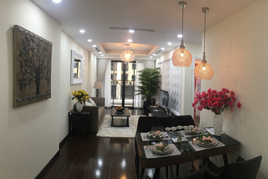 Nườm nượp khách hàng thăm nhà mẫu Sunshine Palace