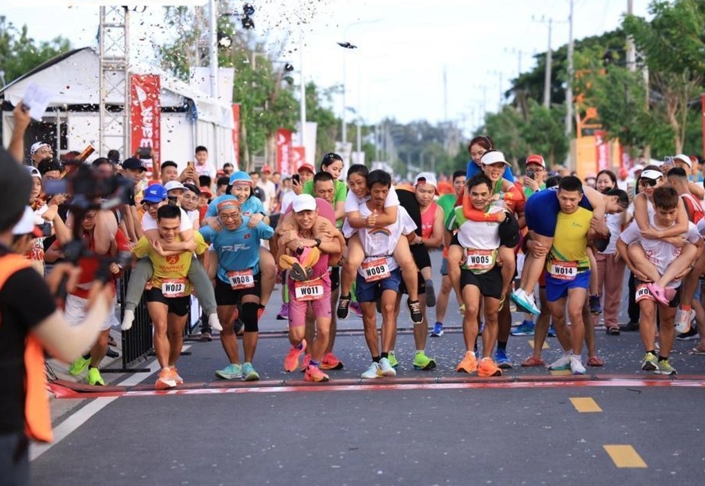 HDBank Green Marathon ឆ្នាំ 2025 រដូវកាលទី 4៖ ដំណើរដ៏រស់រវើក និងពណ៌បៃតងថ្មី - 7 HDBank Green Marathon 2025 mùa thứ 4: Hành trình xanh sôi động và mới mẻ - 7